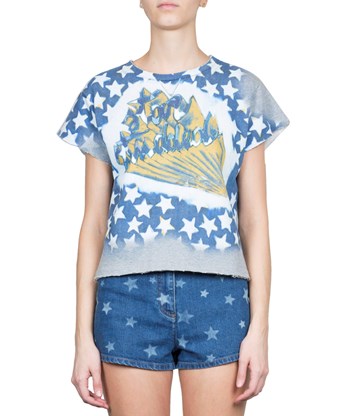 t shirt with star on front