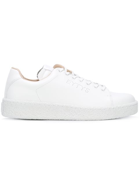 white low top trainers women's