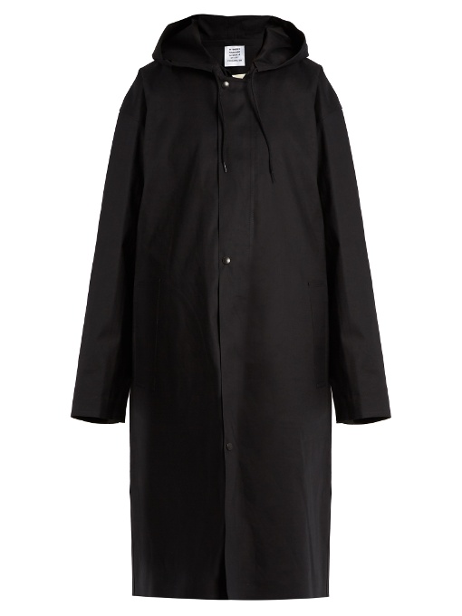 Vetements Women’S Mackintosh Oversized Waterproof Raincoat In Black ...