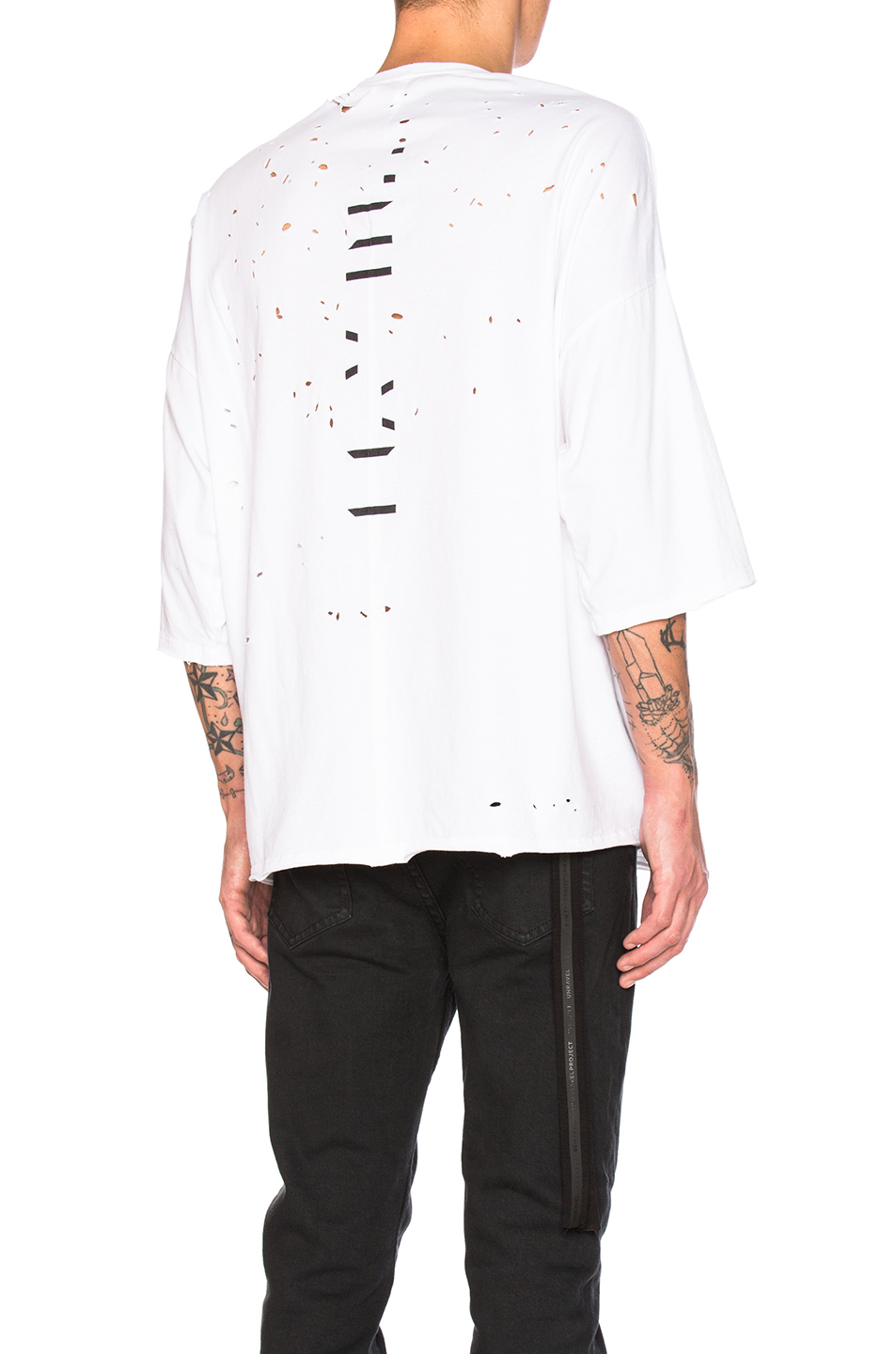 UNRAVEL Distress Jersey Tee In White. | ModeSens